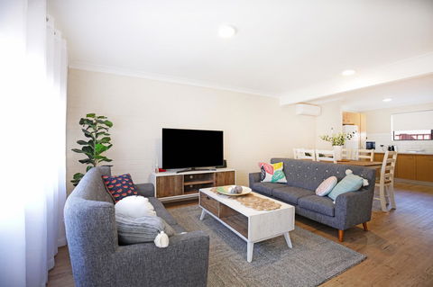 Abode @ Culburra - Pet Friendly - 4 Mins To Beach - Accommodation Port Hedland 0