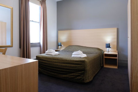 Royal Exhibition Hotel - Accommodation Port Hedland 19