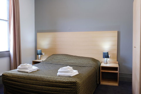 Royal Exhibition Hotel - Accommodation Port Hedland 18