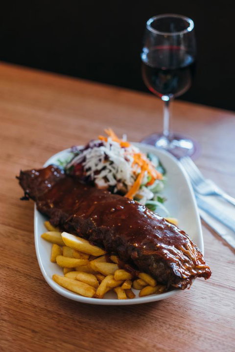 Royal Exhibition Hotel - Accommodation Port Hedland 6