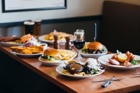 Royal Exhibition Hotel - Accommodation Port Hedland 2