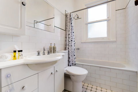 Drummoyne 3 Bedroom Home (62ALE) - Accommodation Port Hedland 7