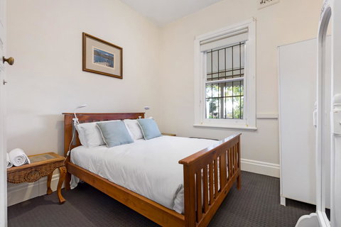 Drummoyne 3 Bedroom Home (62ALE) - Accommodation Port Hedland 3
