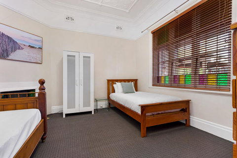 Drummoyne 3 Bedroom Home (62ALE) - Accommodation Port Hedland 6
