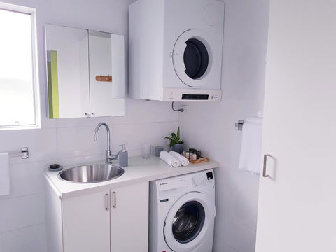 BookerBay Retreat! - Accommodation Port Hedland 9