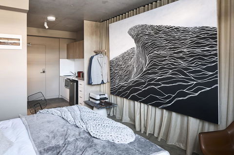 The Collectionist Newtown - Accommodation Port Hedland 11