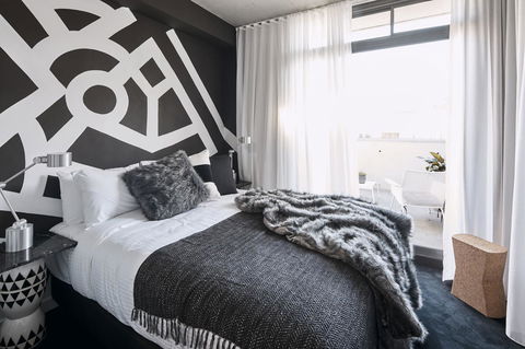 The Collectionist Newtown - Accommodation Port Hedland 5