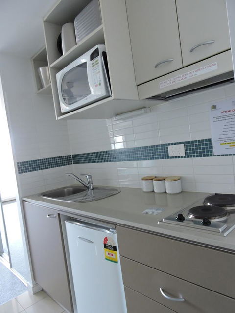 BASE Holidays - Ettalong Beach Premium Apartments - Accommodation Port Hedland 21