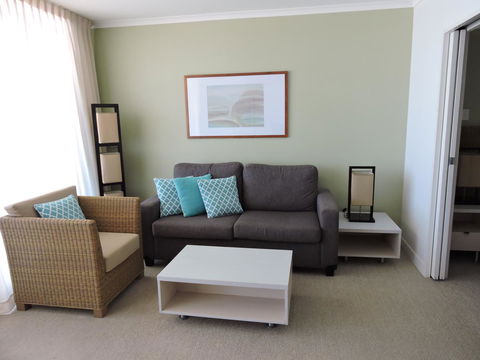 BASE Holidays - Ettalong Beach Premium Apartments - Accommodation Port Hedland 17