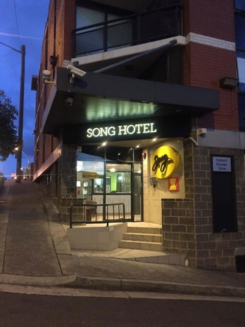 Hotel Hacienda - Accommodation Port Hedland 0