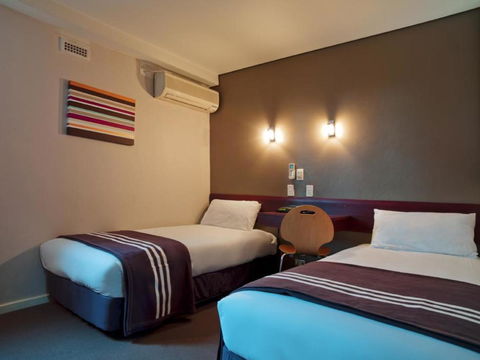 Hotel Hacienda - Accommodation Port Hedland 14