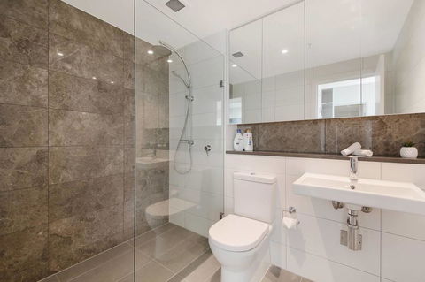 Stunning Sunset Water View 2BEDs On High Rises - Accommodation Port Hedland 14