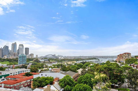Lower Bridge And Sails - Executive 2BR Darlinghurst Apartment With Balcony And Rooftop Views - Accommodation Port Hedland 13