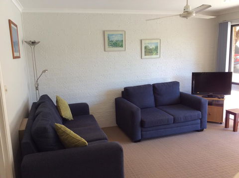 Como Lodge - Accommodation Port Hedland 23