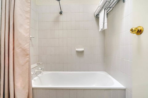 Prince Of Wales Hotel - Accommodation Port Hedland 4