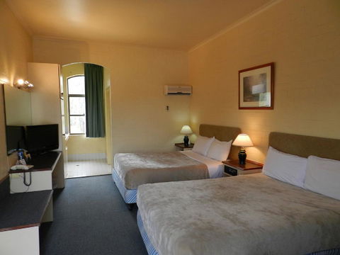 Prince Of Wales Hotel - Accommodation Port Hedland 3