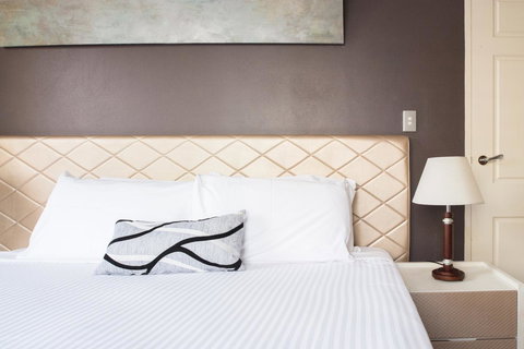 Seasons Harbour Plaza - Accommodation Port Hedland 10