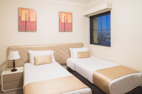 Seasons Harbour Plaza - Accommodation Port Hedland 5