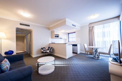 Seasons Harbour Plaza - Accommodation Port Hedland 35