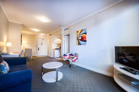 Seasons Harbour Plaza - Accommodation Port Hedland 27