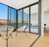 Brand New 3 Bedrooms Apt with Waterfront View - Accommodation Port Hedland