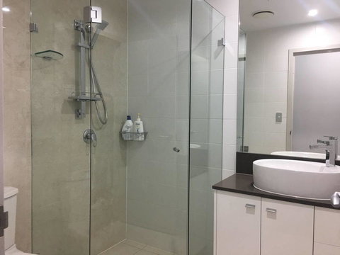 Specious Apartment With 2 Large Bedrooms - Accommodation Port Hedland 17