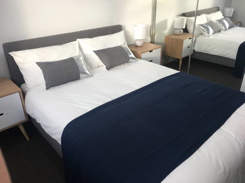 Specious Apartment With 2 Large Bedrooms - Accommodation Port Hedland 2