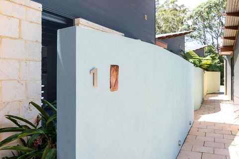 By The Beach B&B Self Contained Apartments - Accommodation Port Hedland 5