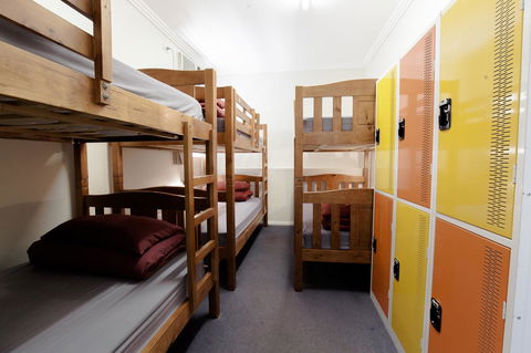 Mad Monkey Broadway - Accommodation Port Hedland 7