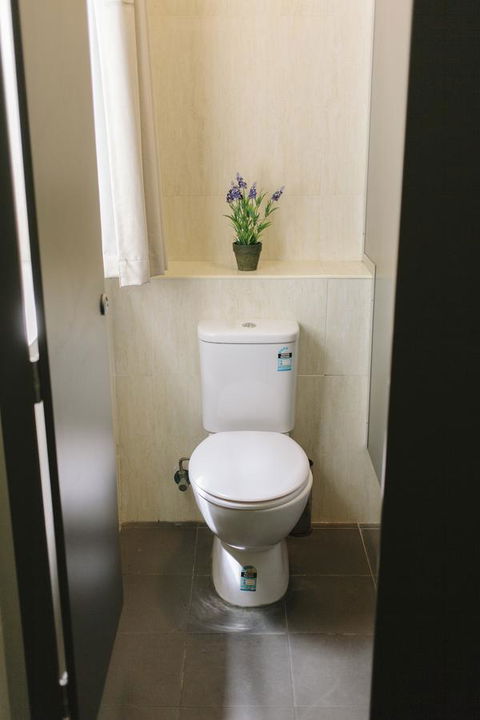 Mad Monkey Broadway - Accommodation Port Hedland 32