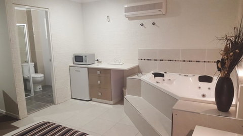 Coastal Bay Motel - Accommodation Port Hedland 40