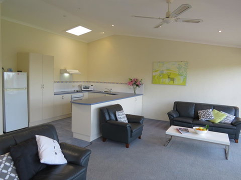BlueWater Apartments - Accommodation Port Hedland 25