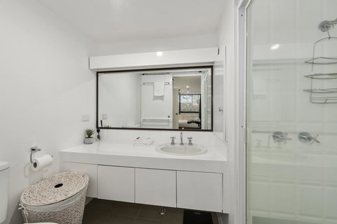 Pacific Towers Beach Resort - Accommodation Port Hedland 2