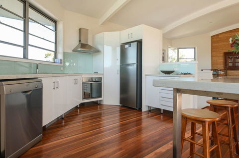 Valla's Beach House - Accommodation Port Hedland 12