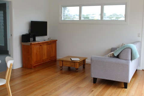 Red Waratah - Accommodation Port Hedland 5