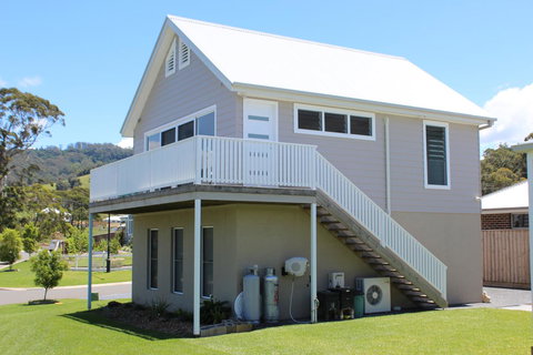 Red Waratah - Accommodation Port Hedland 3