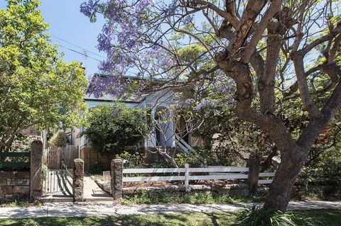 Elegant Family Home Close To Harbour And Views - Accommodation Port Hedland 15