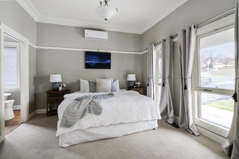The Spa Cottage With HotTub, Netflix & Stan - Accommodation Port Hedland 13