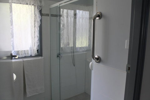 Ducati\'s B And B - Accommodation Port Hedland 10