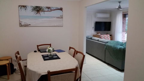Twin Palms Holiday House At Lighthouse - Accommodation Port Hedland 2