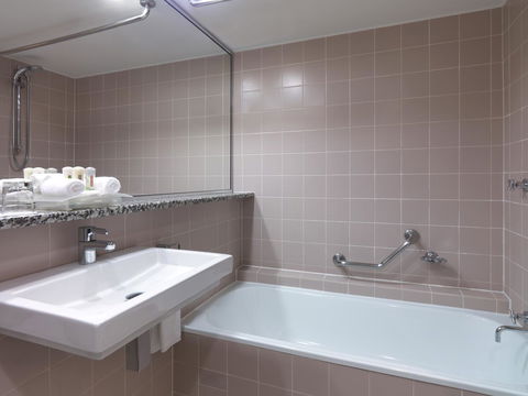 Crowne Plaza Sydney Airport, An IHG Hotel - Accommodation Port Hedland 22