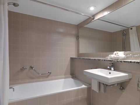 Crowne Plaza Sydney Airport, An IHG Hotel - Accommodation Port Hedland 26