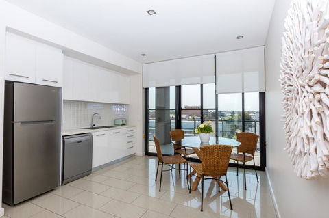 The Penthouse - Accommodation Port Hedland 3