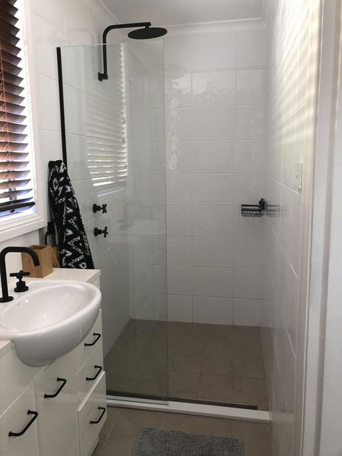 Chanticleer Gardens Barn Cottage With A Pool - Accommodation Port Hedland 24