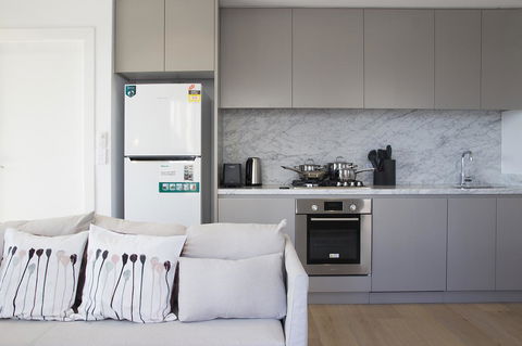 Cozy Apartment With Harbour Bridge View In Bondi - Accommodation Port Hedland 2