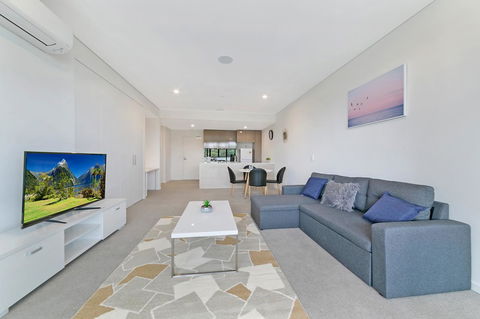 Stylish And Neat Two Bed Apartment In Wentworth Point - Accommodation Port Hedland 1