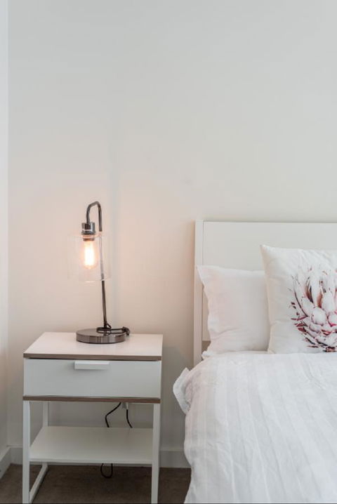 Sydney CBD Modern 2 Bedroom Apartment + Free Car Parking - Accommodation Port Hedland 11