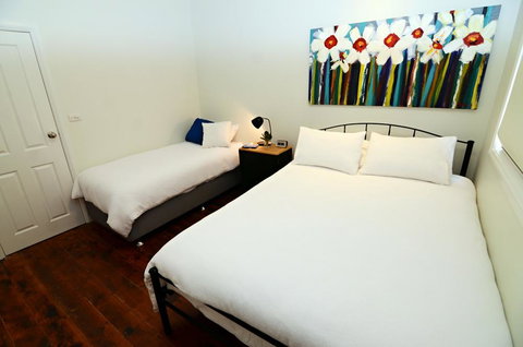 Thelma's Temora - Accommodation Port Hedland 5