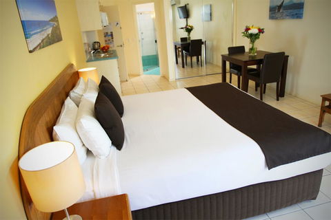 The Byron Beachcomber - Accommodation Port Hedland 33