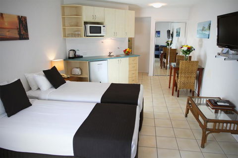 The Byron Beachcomber - Accommodation Port Hedland 9